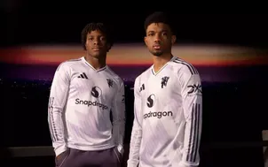 Man United ra mắt mẫu áo đấu sân khách cho mùa giải 2025/2026
