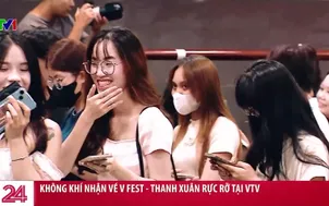 Không khí nhận vé V FEST - Thanh Xuân Rực Rỡ tại VTV