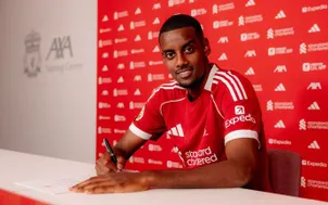 Chiêu mộ Isak, Liverpool phá kỷ lục chuyển nhượng