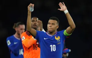 Mbappé tỏa sáng, Pháp ngược dòng nhọc nhằn đánh bại Iceland
