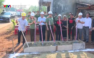 Học và làm theo lời Bác: Mái ấm cho đồng bào