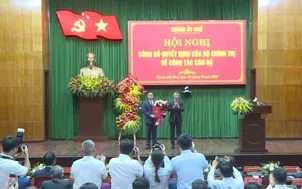 Đồng chí Nguyễn Đình Trung giữ chức Bí thư Thành ủy Huế