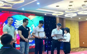 Hơn 200 “cánh tay thép” hội tụ tại Giải Vật Tay Nghệ An Mở Rộng 2025