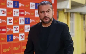 HLV Popov cảnh báo V-League sau chiến thắng của Viettel: "Cứ đá thế này, 2-3 năm nữa có thể thua cả Nepal"