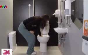 Thiết bị tẩy bồn cầu xác định bệnh thận qua nước tiểu 