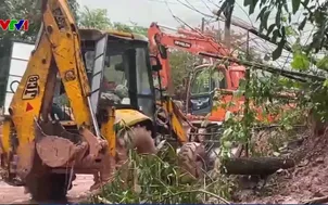 Chủ động điều phối vật tư khắc phục giao thông sau mưa lũ