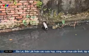 Hà Nội: Nước thải sinh hoạt khu dân cư bị ứ tắc