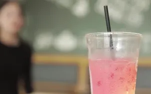 Nước ngọt có màu làm gia tăng các vấn đề về thận