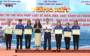 Trao giải cuộc thi tìm hiểu pháp luật cho học sinh Quảng Ngãi