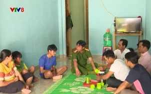 Điểm tựa bình yên: Khi anh đi bà con nhớ