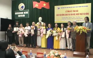 Tổng kết trao giải Cuộc vận động sáng tác văn học, nghệ thuật Đà Nẵng