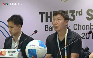 HLV Kim Sang-sik nói gì về chiến thắng nhọc nhằn của U22 Việt Nam trong ngày ra quân SEA Games 33?