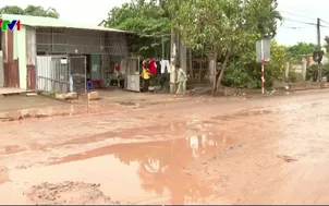 Đồng Nai: Dân khổ vì đường xuống cấp