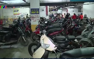 Băn khoăn chuyện trông giữ xe điện ở chung cư 