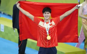 Tấm HCV đầu tiên của đội tuyển Bơi Việt Nam