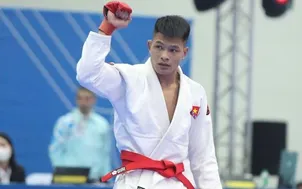 Đặng Đình Tùng xuất sắc giành tấm HCV đầu tiên cho Jujitsu Việt Nam