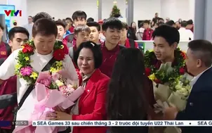 U22 Việt Nam trở về trong sự chào đón của người hâm mộ