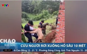 Cứu người rơi xuống hố sâu 10 mét 