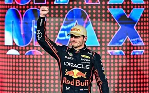 Max Verstappen được bầu chọn là tay đua xuất sắc nhất năm 2025