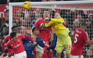 Man City gục ngã, Arsenal lại hòa trận thứ hai liên tiếp tại Ngoại hạng Anh