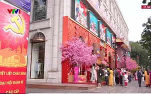 TP. Hồ Chí Minh rực rỡ cờ hoa chào mừng Đại hội Đảng