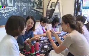 Thức giấc ở xưởng tái chế Jeans