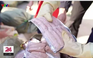 Lần theo lạp xưởng nướng đá nhập lậu: Thủ đoạn chia chặng, né kiểm soát