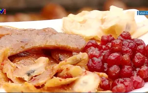 Giữ vị xưa mứt Tết truyền thống