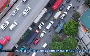 Taxi Hà Nội phải chuyển sang xe điện, năng lượng xanh vào 2030