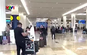 Hai sân bay lớn của UAE bị tấn công