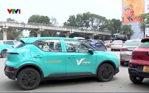 Gỡ vướng khi chuyển đổi taxi sử dụng xe điện