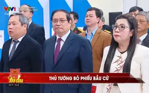 Thủ tướng Phạm Minh Chính bỏ phiếu bầu cử tại phường Tây Hồ, Hà Nội