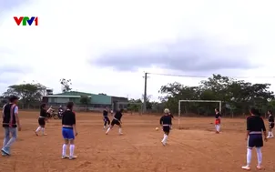 Vũ điệu sân cỏ giữa đại ngàn