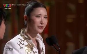  Khoảnh khắc ca sĩ EJAE xúc động phát biểu khi “Golden” của KPop Demon Hunters thắng Ca khúc gốc hay nhất tại Oscars 2026 