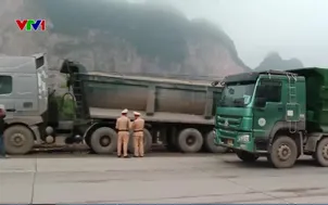 Kiểm soát xe chở vật liệu quá tải từ đầu nguồn 