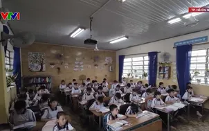 Bảo đảm đủ chỗ học cho học sinh