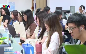 Rút lui hay thích ứng?