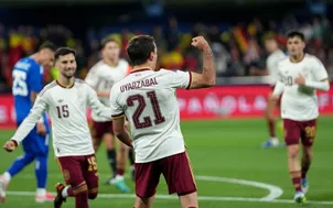 Yamal im tiếng, Tây Ban Nha vẫn dễ dàng hạ Serbia