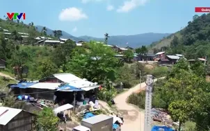 Điện lưới đến với đồng bào Xơ Đăng