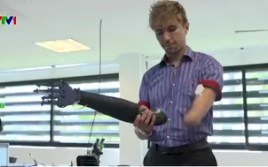 Cánh tay robot đơn giản hóa cho người khuyết tật