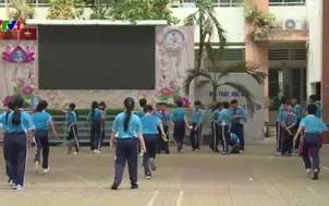 Trường học ứng phó với nắng nóng