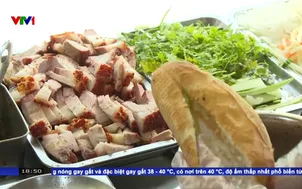 Bánh mì heo quay - khi ẩm thực kể câu chuyện văn hóa
