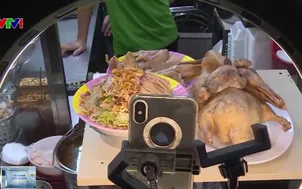 Hàng quán thích ứng thời số hóa