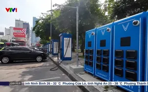 Đề xuất miễn lệ phí trước bạ ô tô điện đến năm 2030