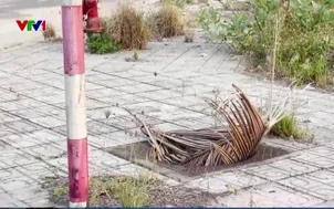 "Bẫy tử thần" tại những vỉa hè mất nắp cống