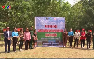 Mở hướng thoát nghèo cho người dân miền núi