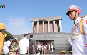 Nhớ về Bác trong ngày vui đại thắng