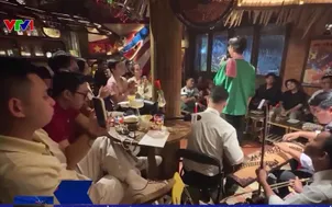 Giới trẻ đi bar nghe cải lương 