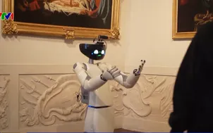 Hướng dẫn viên robot tại bảo tàng 