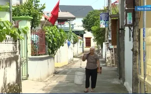 Người dân thiếu nước sạch